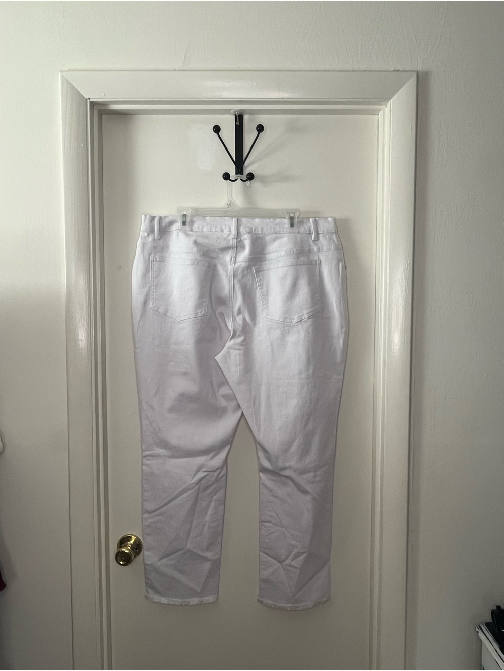 Venus Plus Size White Ripped High-Rise Jeans - Picture 3 of 4
